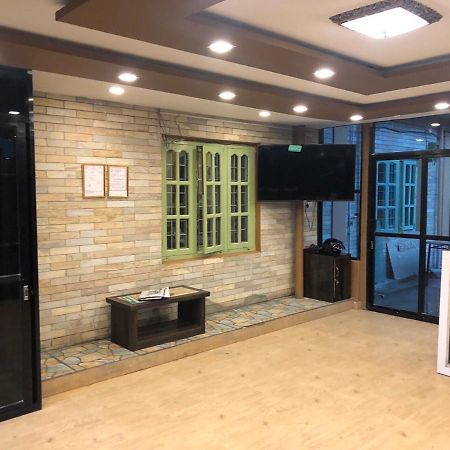 Hotel Blue Magnet Pokhara Ngoại thất bức ảnh