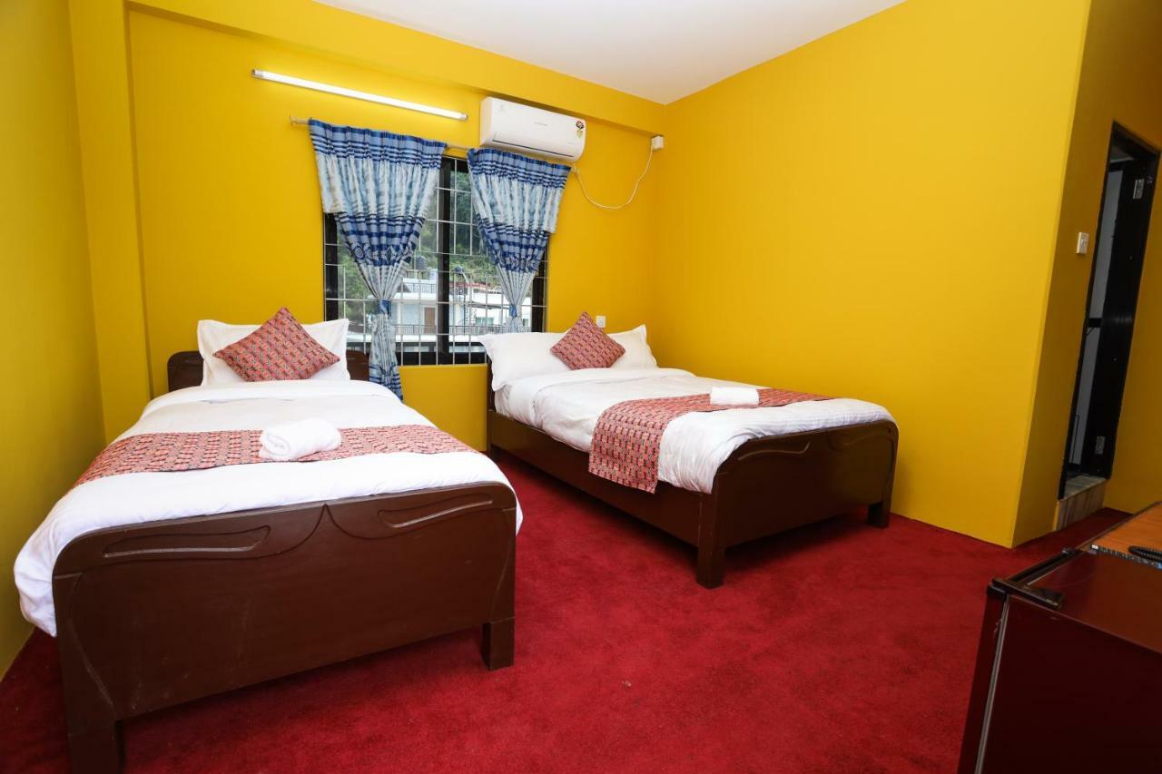 Hotel Blue Magnet Pokhara Ngoại thất bức ảnh