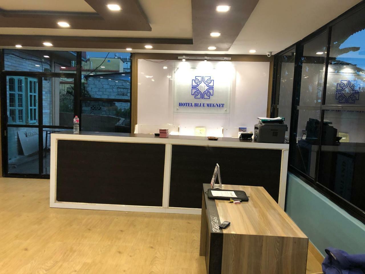 Hotel Blue Magnet Pokhara Ngoại thất bức ảnh