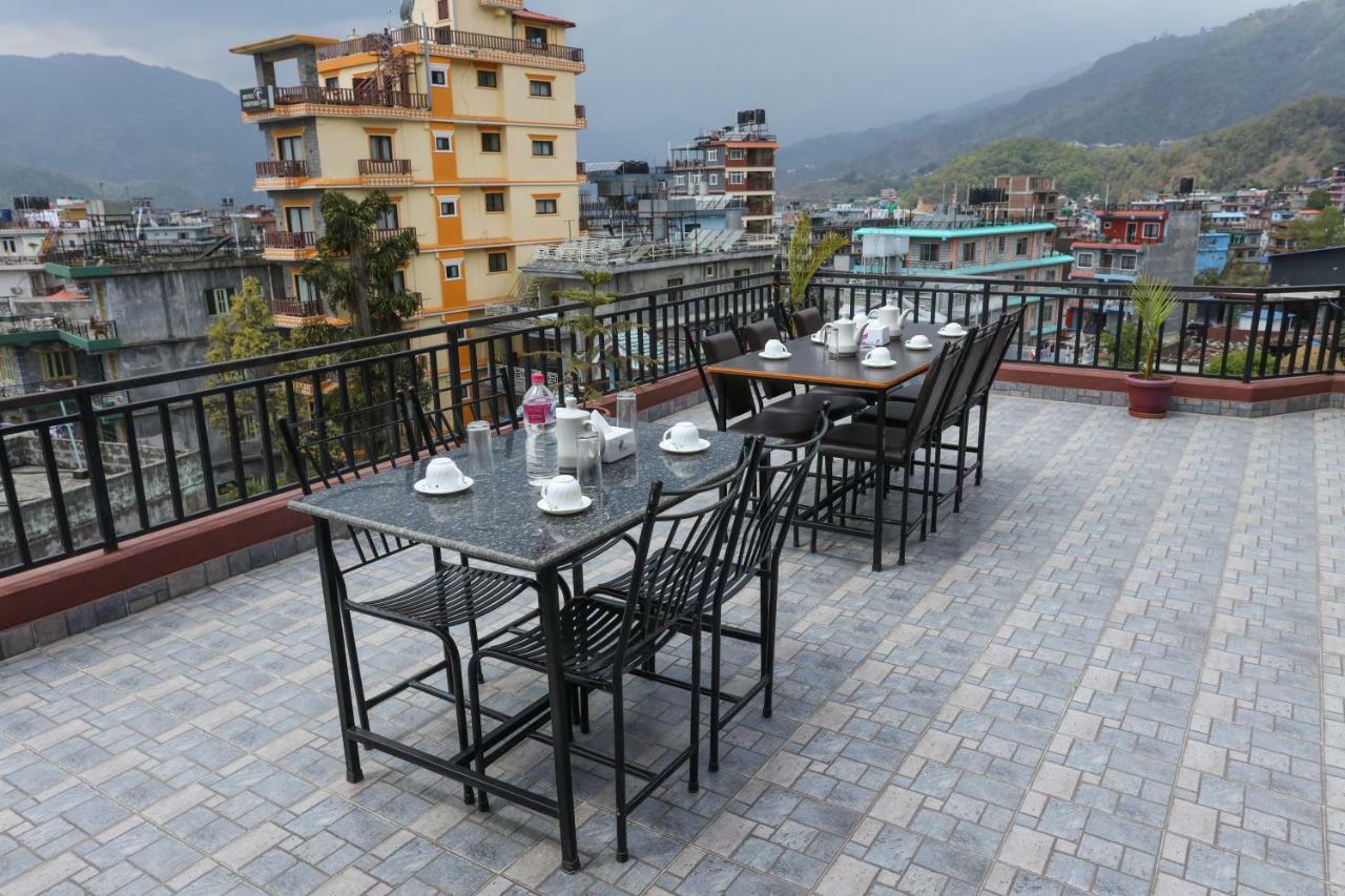 Hotel Blue Magnet Pokhara Ngoại thất bức ảnh
